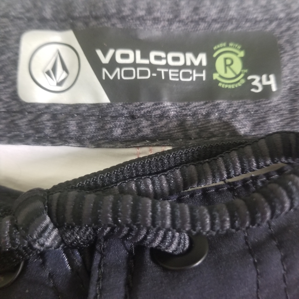 Volcom Swim Trunks - Picture 7 of 7